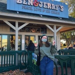 Meet your Posher, Abbie